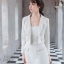 Set ครอปสูทสุดน่ารัก ที่มาพร้อมกับความหรูขั้นสุดกับผ้าที่สั่งทำพิเศษเพื่อสาว ๆ Fifth Garden เหมือนเช่นเคยและอยากจะบอกว่าสีของชุดนี้ขับผิวมากมายใส่ยังไงก็สวยแน่นอนค่ะ