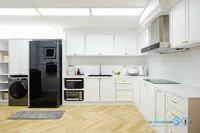 ชุดครัวบิ้วอิน Classic Kitchen L-Shape ขาวใส สไตล์คลาสสิก 4.88 x 4.16 mm. ชุดครัวบิ้วอิน Classic Kitchen L-Shape ขาวใส สไตล์คลาสสิก 4.88 x 4.16 mm.