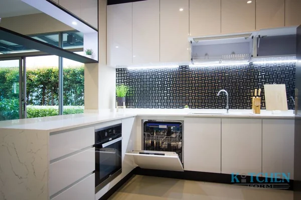 ชุดครัวบิ้วอินพรีเมี่ยม 6.15 x 6.5 m. image 2 ชุดครัวบิ้วอินพรีเมี่ยม 6.15 x 6.5 m. image 2