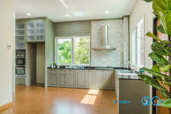ชุดครัวบิ้วอิน Classic Kitchen ชุดครัวเซาะร่อง สไตล์คลาสสิค 5.41 x 1.64 mm. image 2 ชุดครัวบิ้วอิน Classic Kitchen ชุดครัวเซาะร่อง สไตล์คลาสสิค 5.41 x 1.64 mm. image 2
