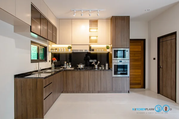 ชุดครัวบิ้ว Modern Kitchen ลายไม้โอ๊ก + สีพ่นครีม 3.96 x 5.28 mm. ชุดครัวบิ้ว Modern Kitchen ลายไม้โอ๊ก + สีพ่นครีม 3.96 x 5.28 mm.