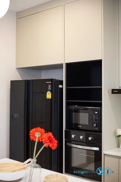 ชุดครัวบิ้วอิน สไตล์โมเดิร์น สวย หรู รูปแบบ L Shape + Island Counter 3.74 x 3.34 mm. image 22 ชุดครัวบิ้วอิน สไตล์โมเดิร์น สวย หรู รูปแบบ L Shape + Island Counter 3.74 x 3.34 mm. image 22