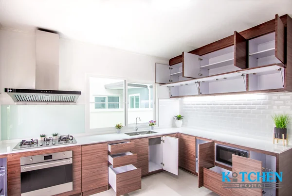 ชุดครัวบิ้วอินพรีเมี่ยม 5.4 x 2.3 m. image 2 ชุดครัวบิ้วอินพรีเมี่ยม 5.4 x 2.3 m. image 2