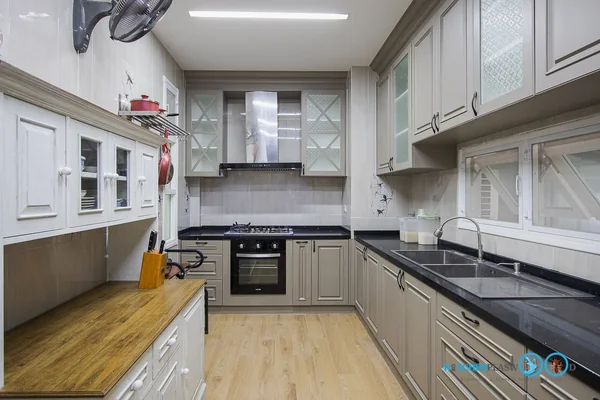 ชุดครัวบิ้วอิน True Classic Kitchen 5.04 x 5.04 mm. image 2 ชุดครัวบิ้วอิน True Classic Kitchen 5.04 x 5.04 mm. image 2