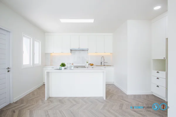 ชุดครัวบิ้วอิน White Modern Kitchen 3.50 x 4.50 mm. image 2 ชุดครัวบิ้วอิน White Modern Kitchen 3.50 x 4.50 mm. image 2