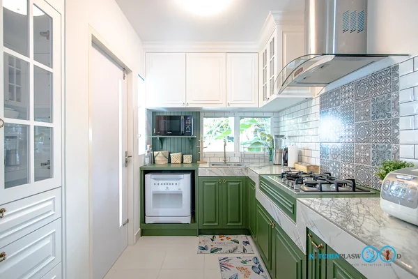 ชุดครัวบิ้วอิน Green Tone Classic Kitchen 3.94 x 2.48 mm. ชุดครัวบิ้วอิน Green Tone Classic Kitchen 3.94 x 2.48 mm.
