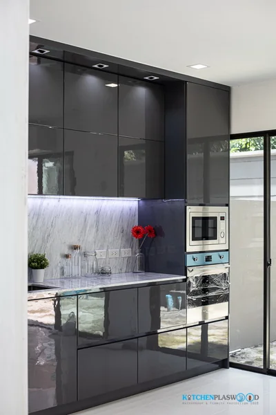 ชุดครัวบิ้วอิน Modern Luxury Kitchen 1.70 x 2.62 mm. image 4 ชุดครัวบิ้วอิน Modern Luxury Kitchen 1.70 x 2.62 mm. image 4
