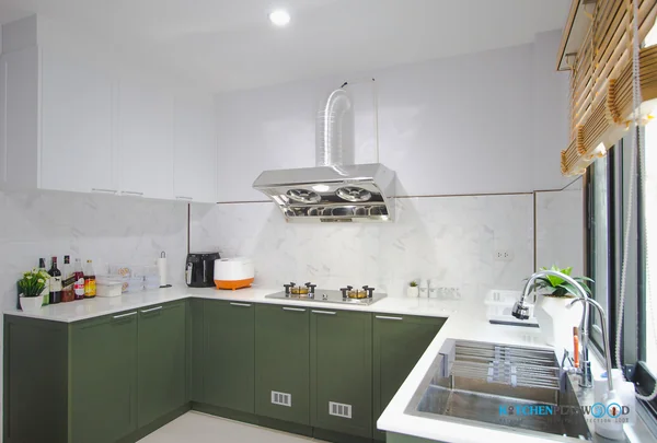  ชุดครัวบิ้วอิน Classic Kitchen ชุดครัวพลาสวูดสไตล์ คลาสสิก 5.35 x 1.55 mm.    image 2